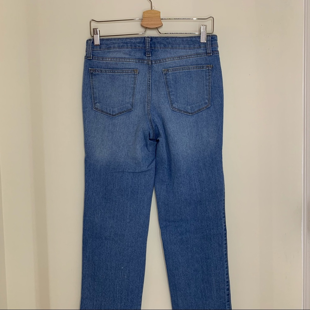 Ellen Tracy Mid Relaxed Straight Faded Jeans - Picture 2 of 7